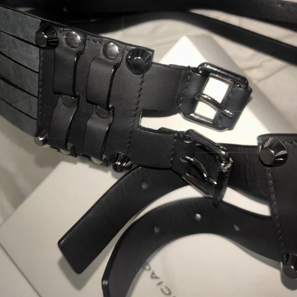 Balenciaga Black Stripes Nubuck And Leather Studded Belt display picture 3
